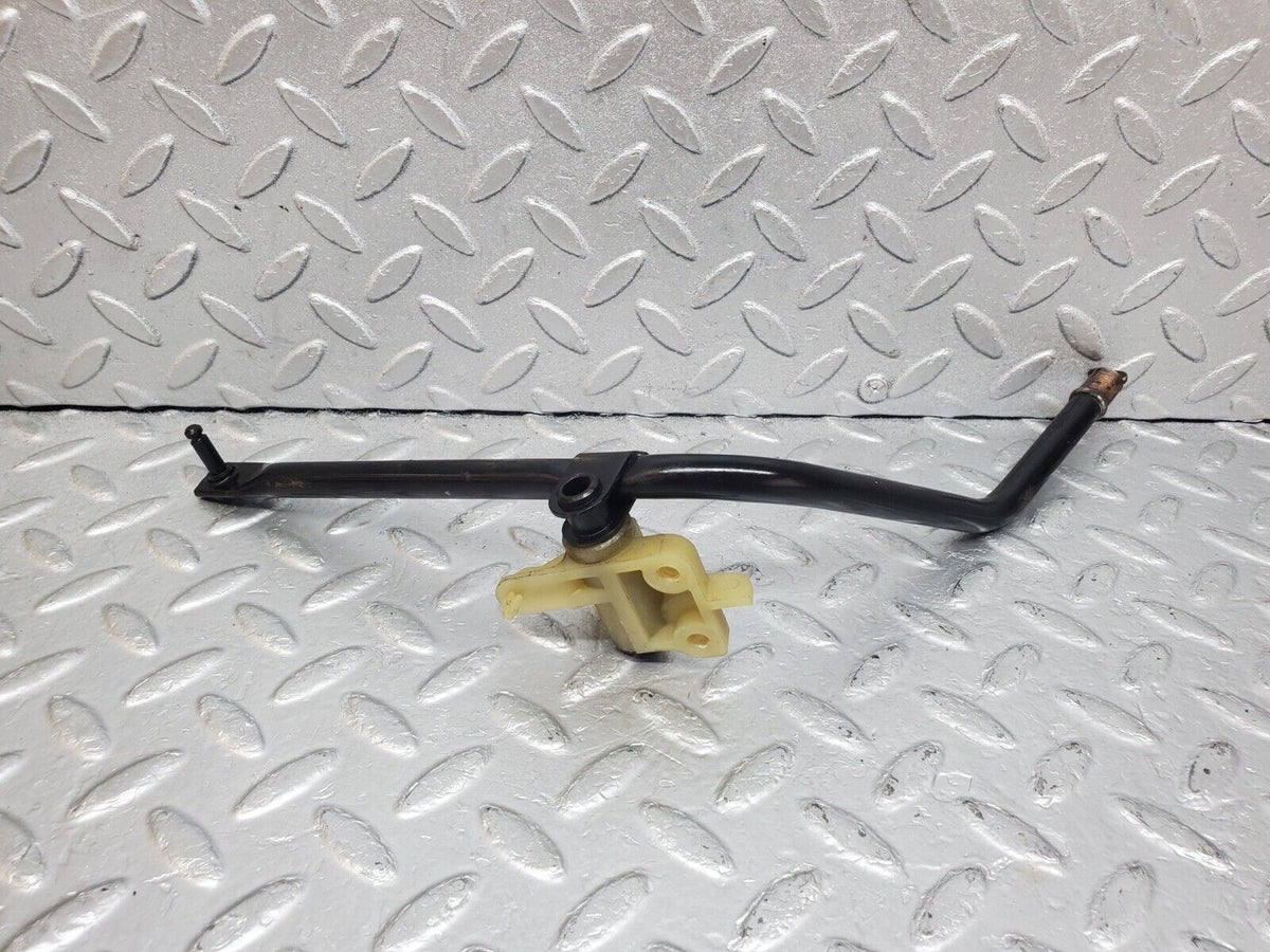 44785 Mercedes-Benz W124 220E Accelerator Pedal Linkage A2013010218