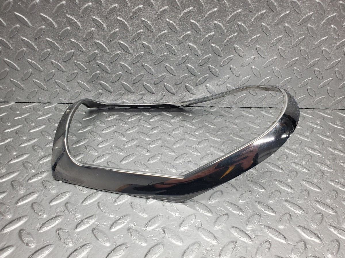 48535 Mercedes-Benz W108 Headlight Chrome Frame 1305542029