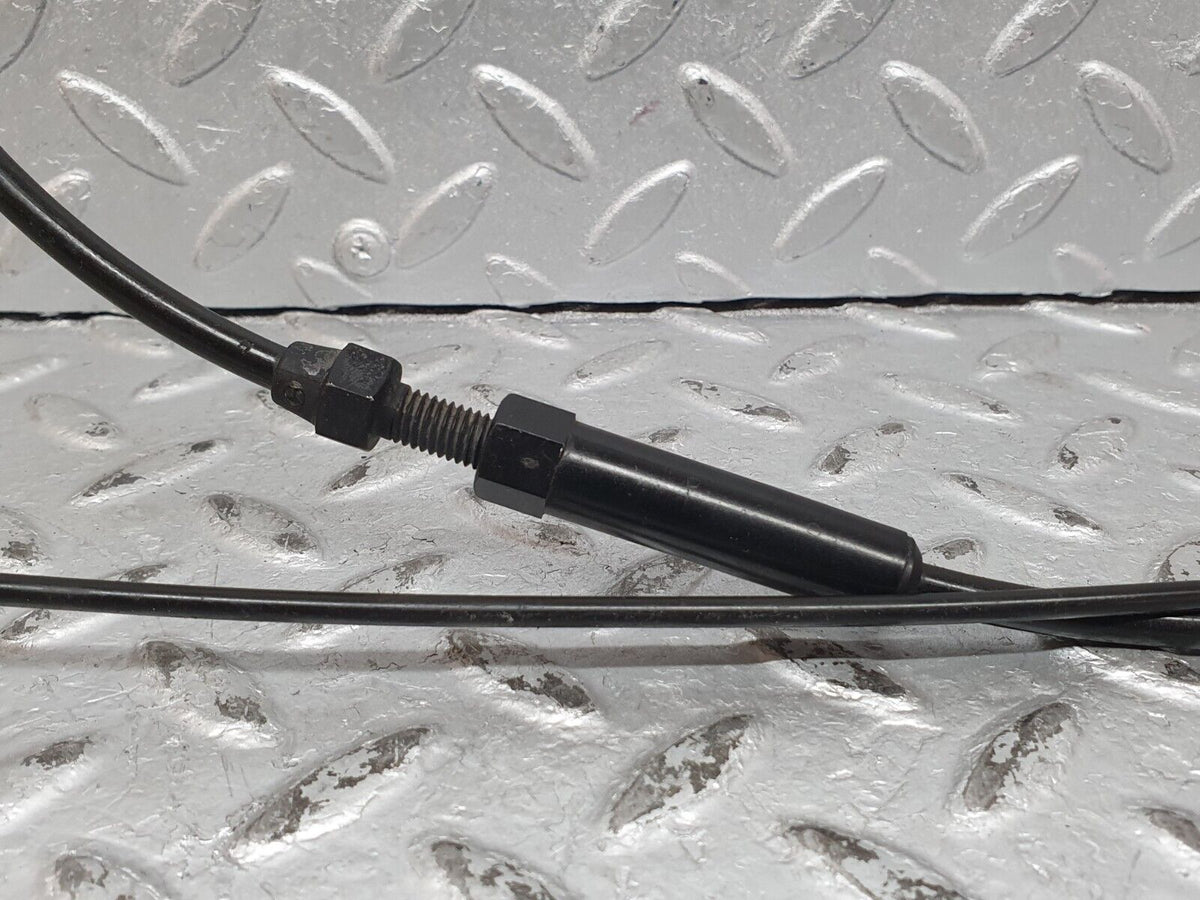 41257 Mercedes-Benz W126 300SE Bonnet Release Cable