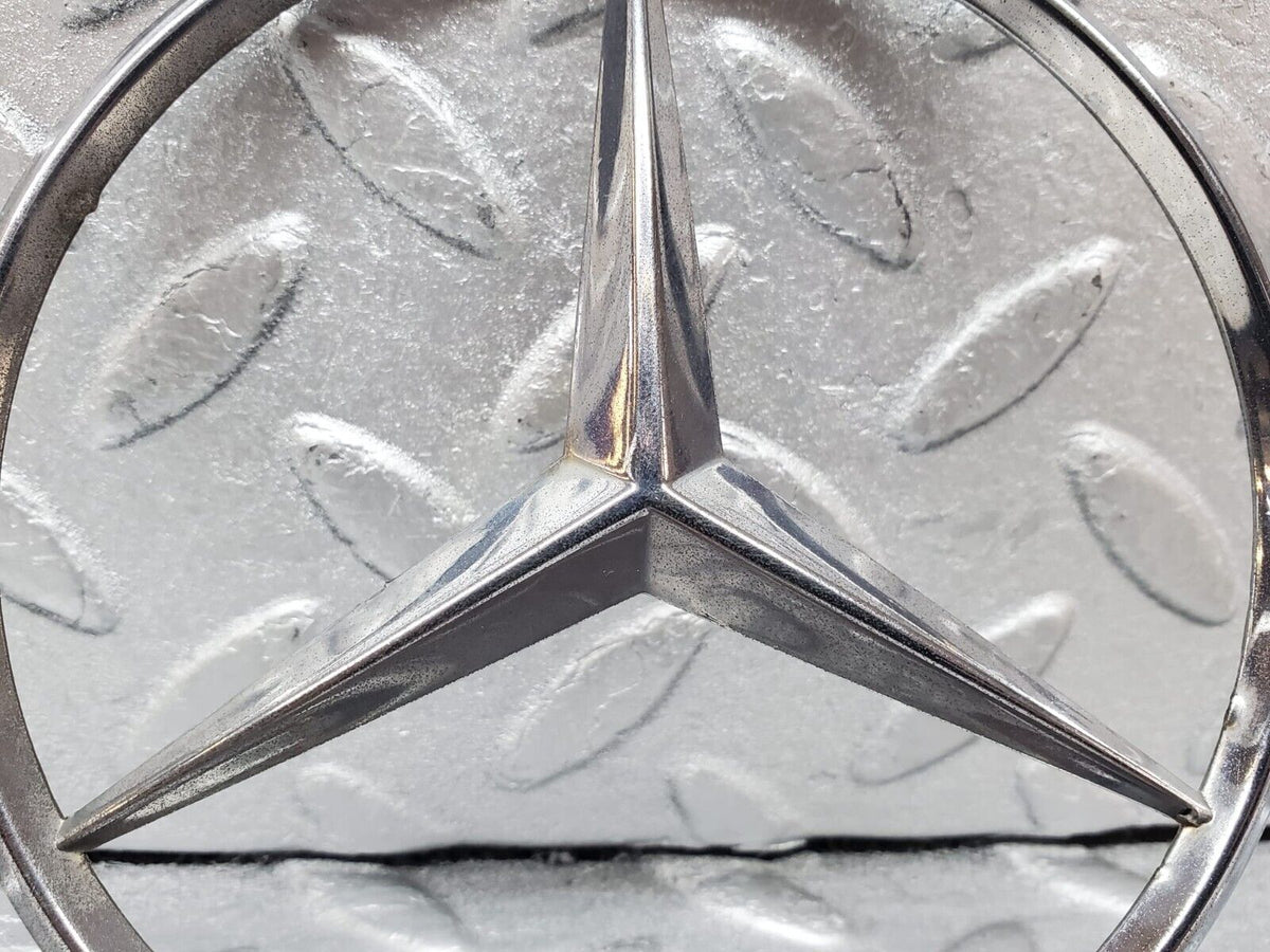 45372 Mercedes-Benz C123 280CE Coupe Trunk Boot Lid Emblem A1267580058