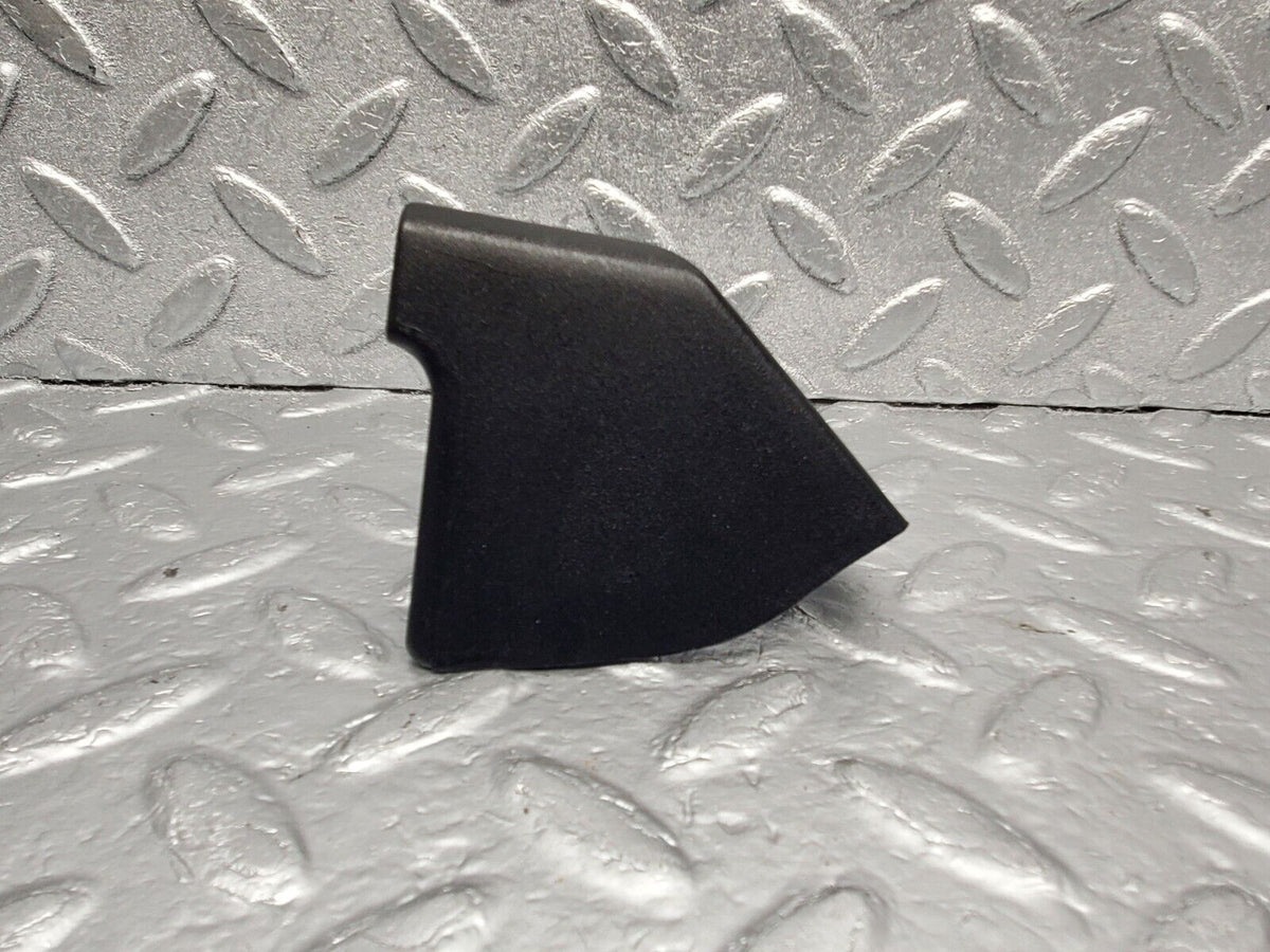47493 Mercedes-Benz C126 500SEC Coupe Rear Right Interior Handle Cover A1268150247