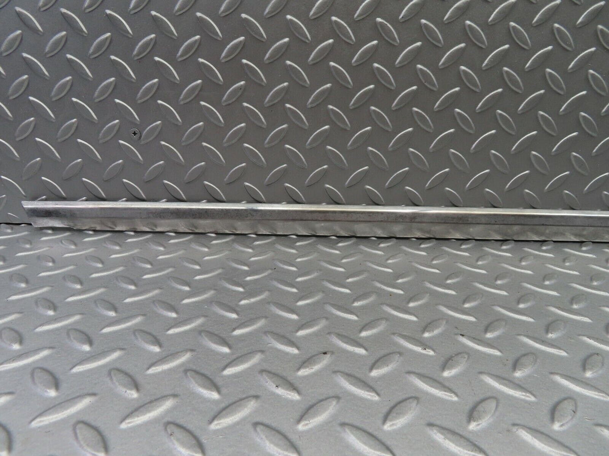 6206 Mercedes-Benz W126 380SE Rear Left Door Chrome Moulding Trim