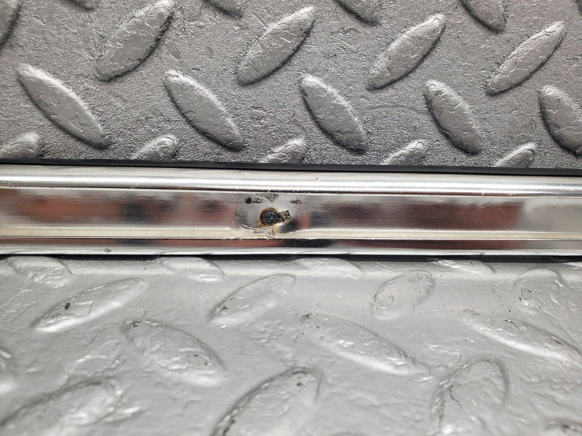 50169 Mercedes-Benz R107 SL Hardtop Chrome Trim Right