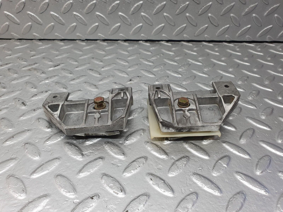 42506 Mercedes-Benz R129 320SL Coupe Door Window Guide Bracket A1247250132 A1247250232