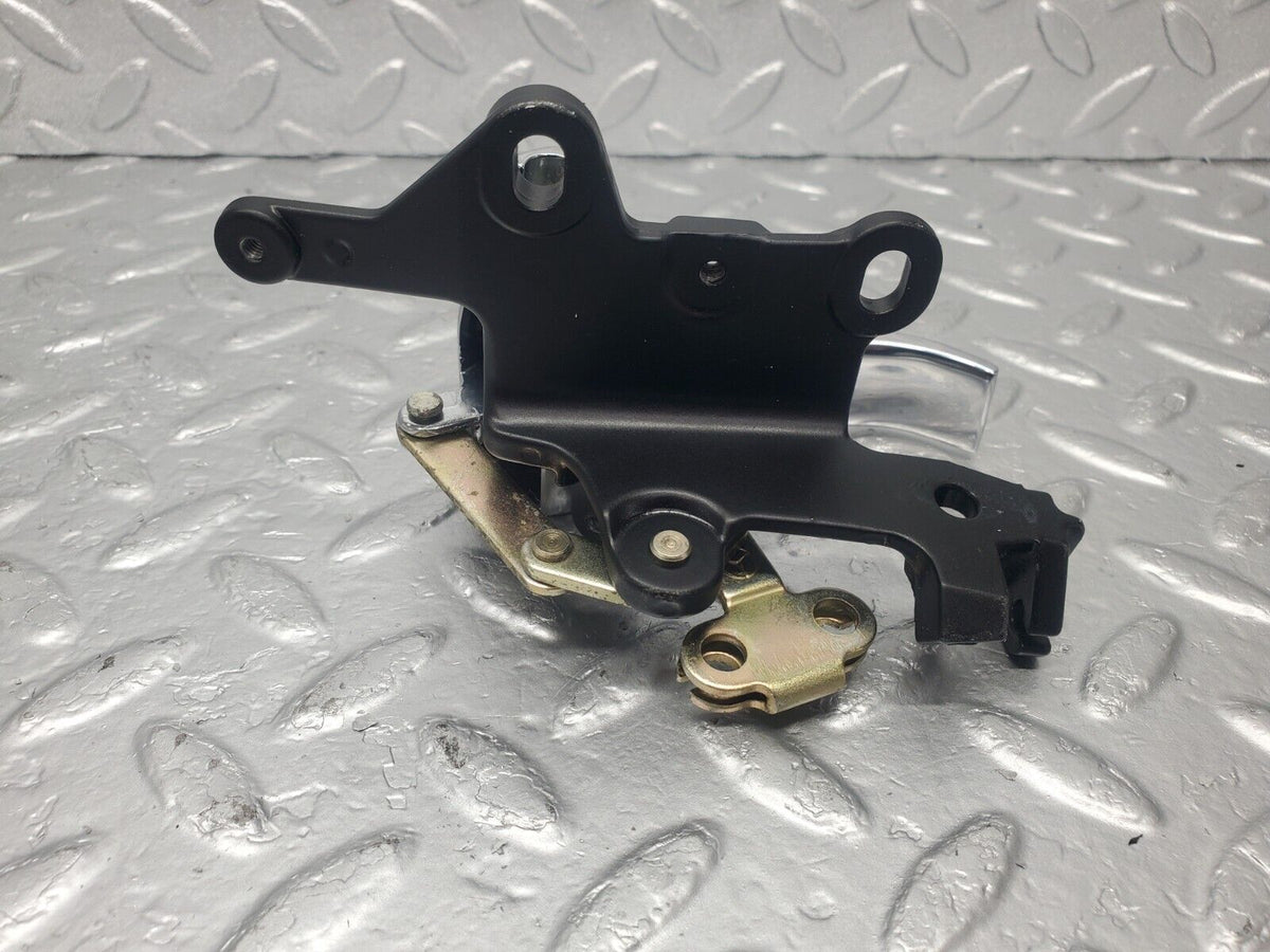47278 Mercedes-Benz R129 320SL Coupe Front Right Seat Release Handle