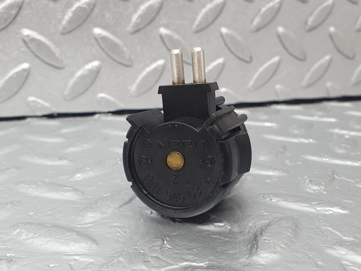 43545 Mercedes-Benz C126 380SEC Coupe Kick Down Switch A0015456314