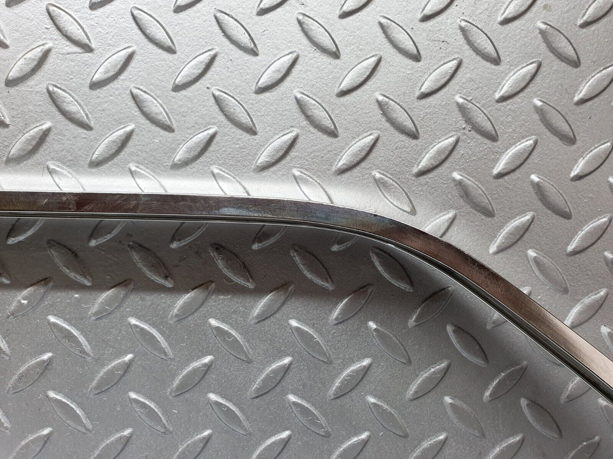 44201 Mercedes-Benz C123 230CE Coupe Chrome Roof Trim Cladding Left Side