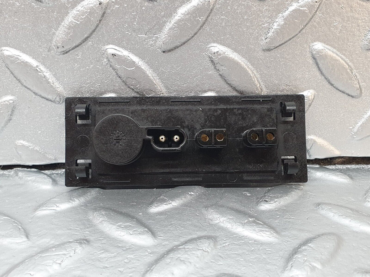 42528 Mercedes-Benz R129 320SL Coupe Windscreen Washer Nozzle Connector A1268201111