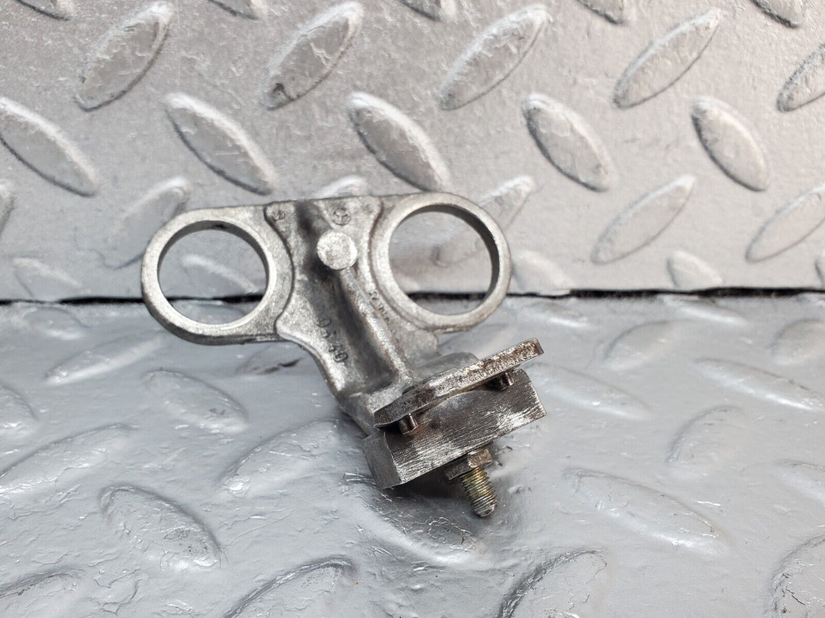 45407 Mercedes-Benz 280E M110.983 Crankshaft Sensor Holder Bracket A1101530440