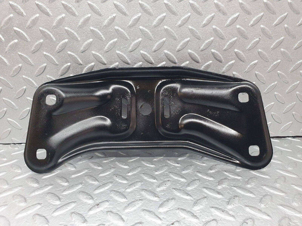 42717 Mercedes-Benz W201 190 2.0L Gearbox Mount Bracket