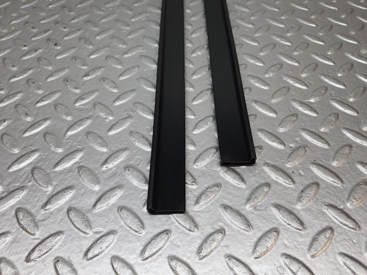 40783 Mercedes-Benz W123 300D Seat Belt Runner Pair