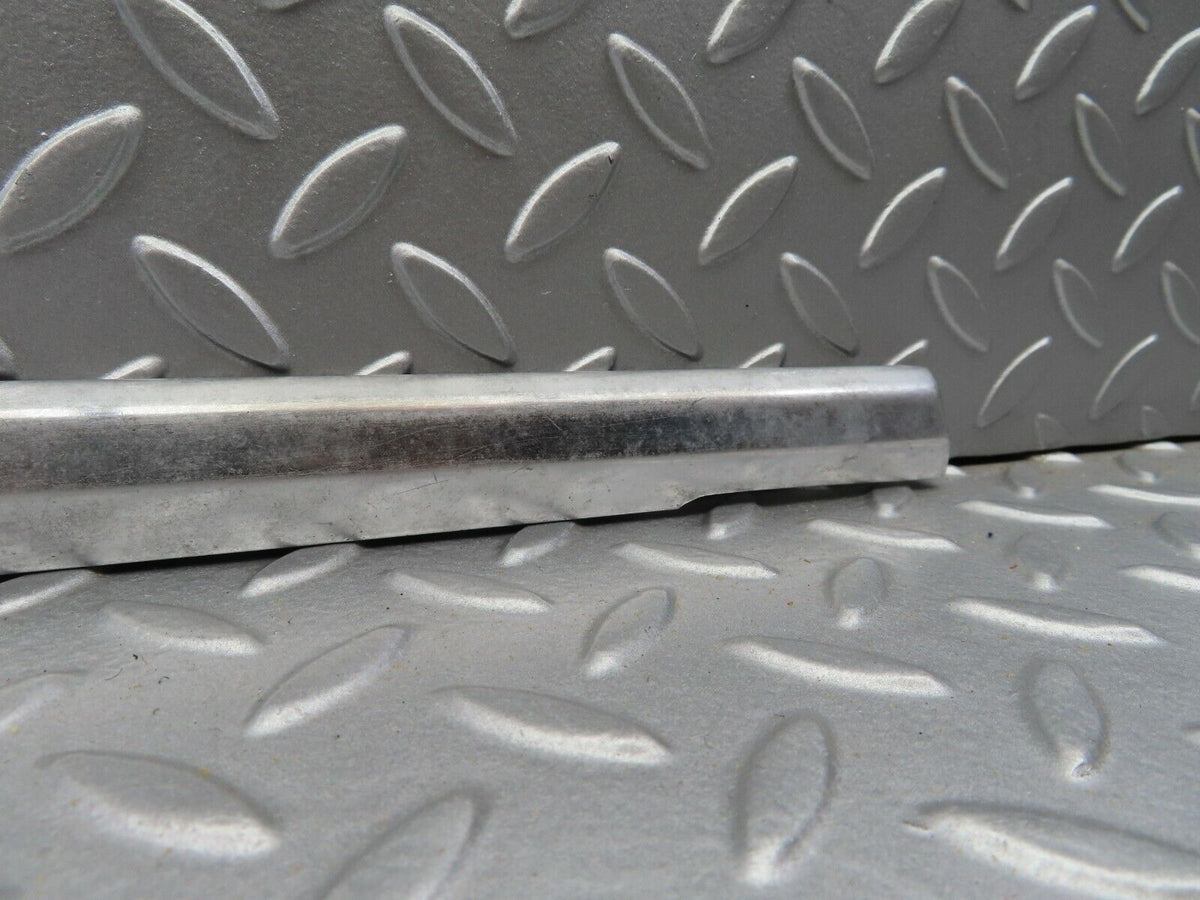 6206 Mercedes-Benz W126 380SE Rear Left Door Chrome Moulding Trim