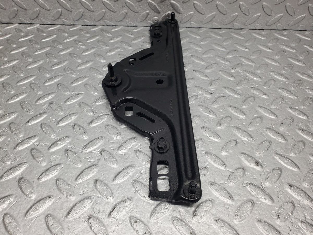 49431 Mercedes-Benz A124 320E Cabriolet Rear Left Power Window Regulator Bracket