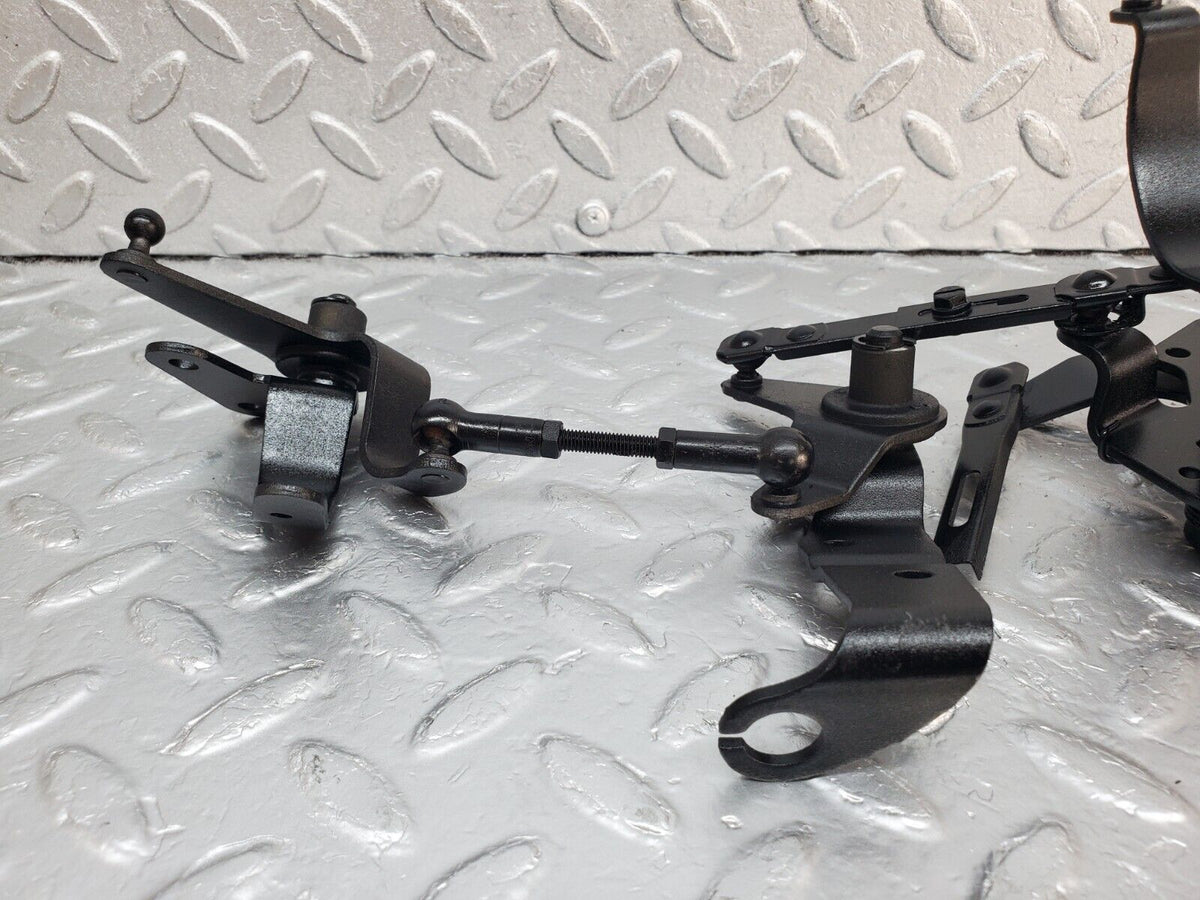 45411 Mercedes-Benz 280E M110.983 Throttle Linkage A0025450114