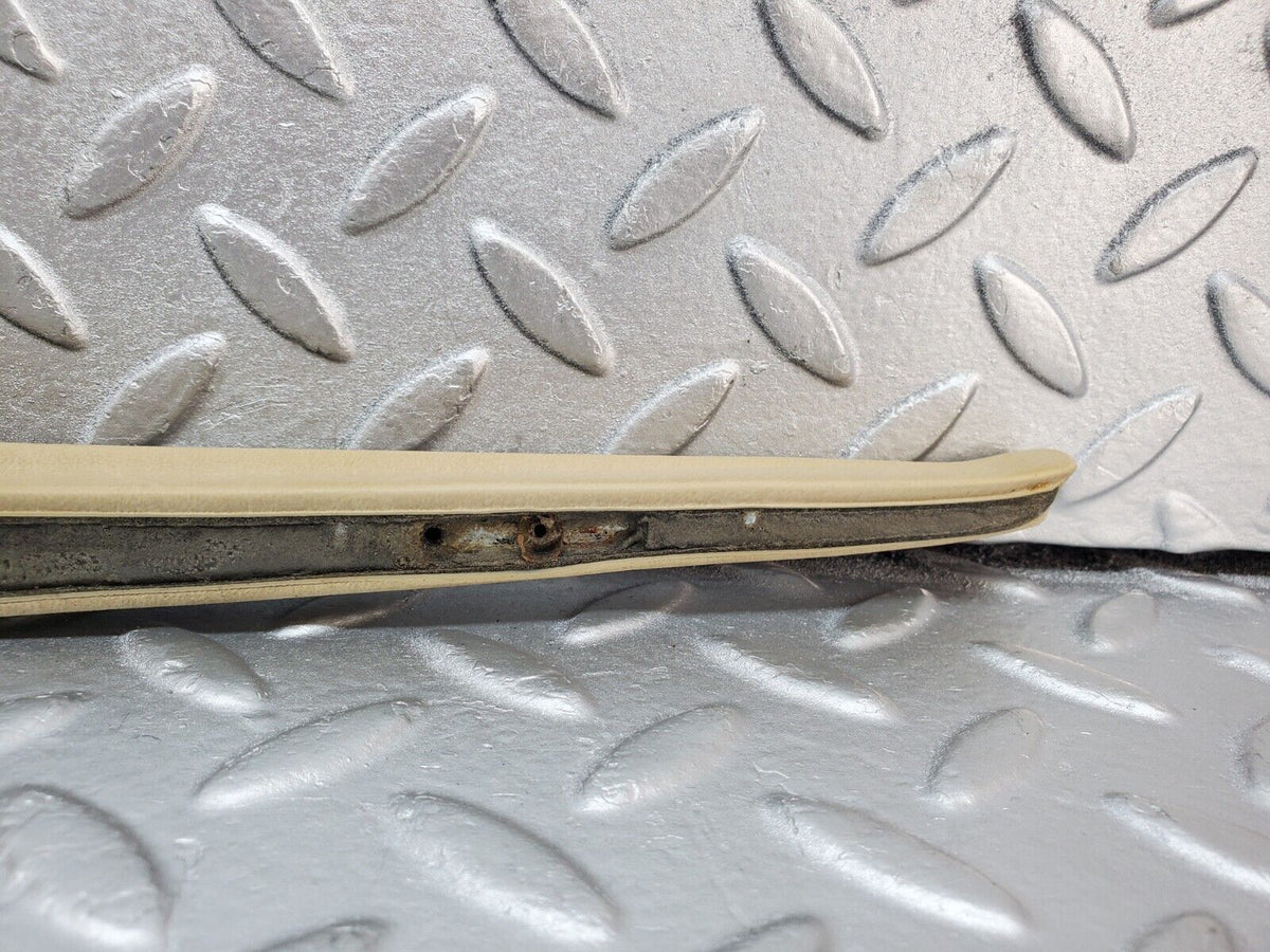 45603 Mercedes-Benz W126 420SE Front Right Door Interior Trim Beige