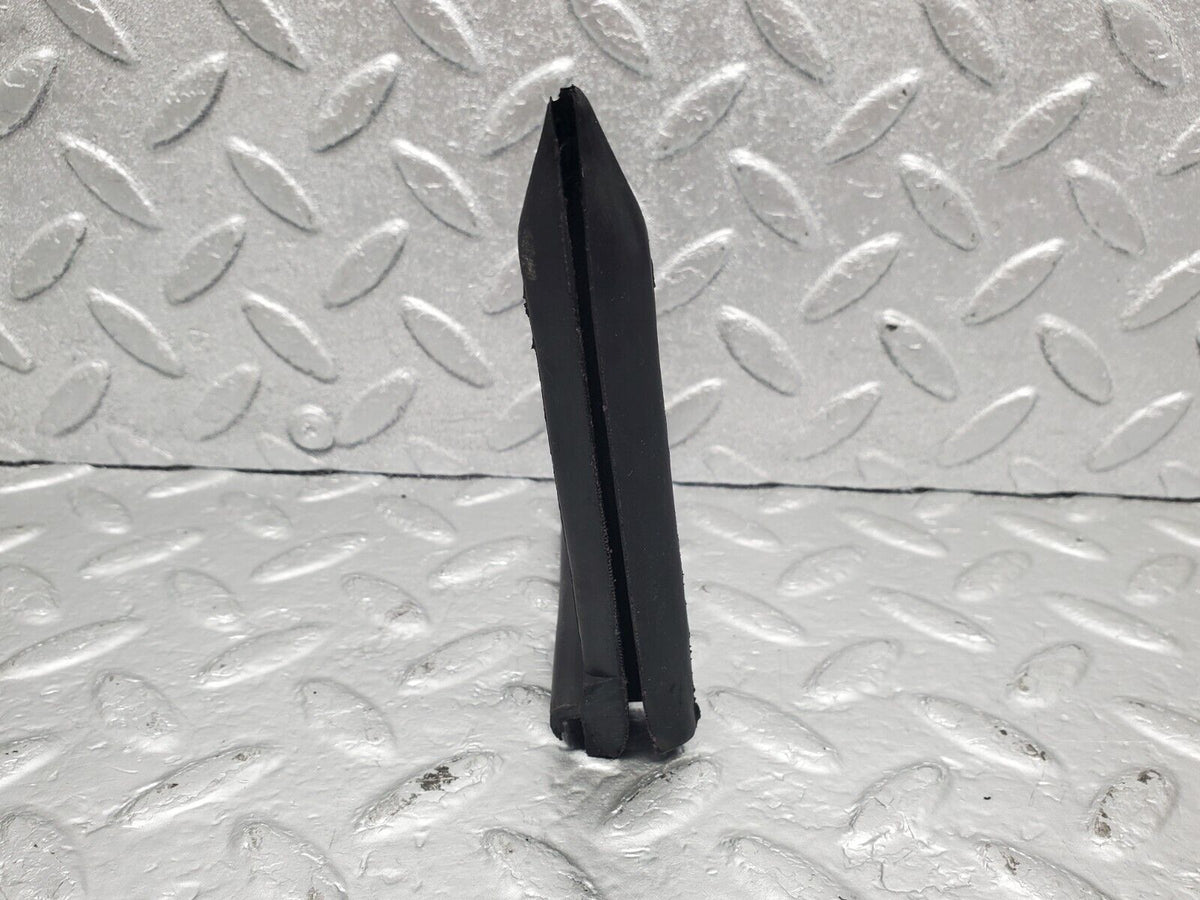 48147 Mercedes-Benz C107 R107 Front Left Rubber Window Guide A1077250125