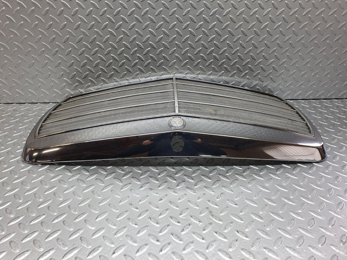 41221 Mercedes-Benz W126 300SE Bonnet Grill Chrome A1268880423