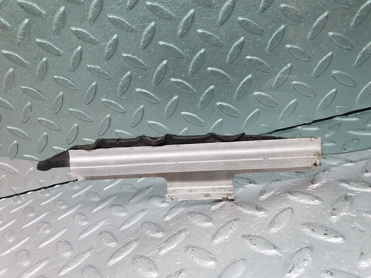 41406 Mercedes-Benz W124 200E Rear Left Door Window Glass
