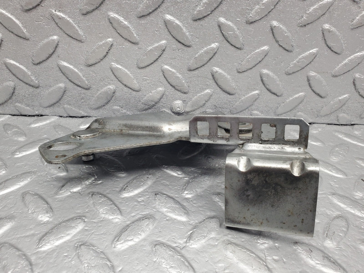 50134 Mercedes-Benz R107 SL Front Left Seat Belt Bracket