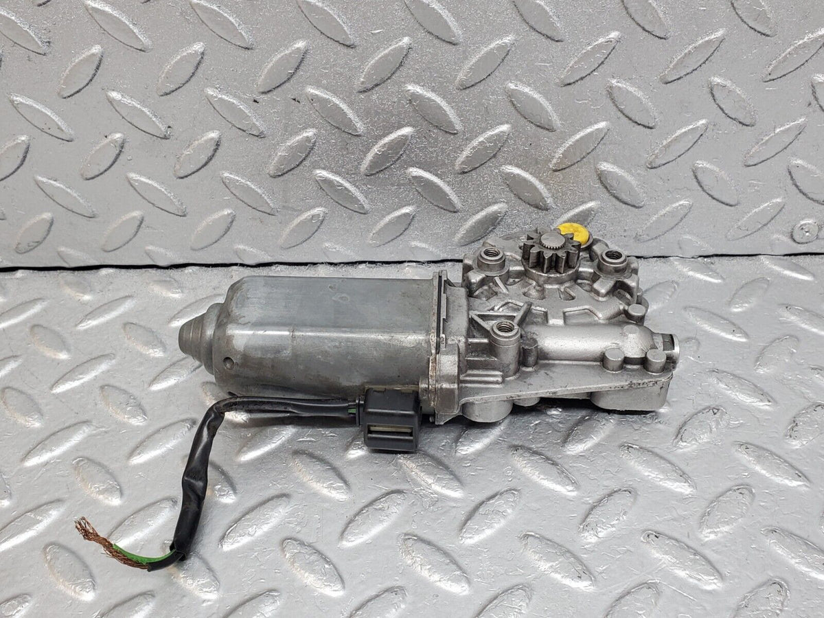 44795 Mercedes-Benz W124 220E Window Regulator Motor Front Right Bosch 0130821285