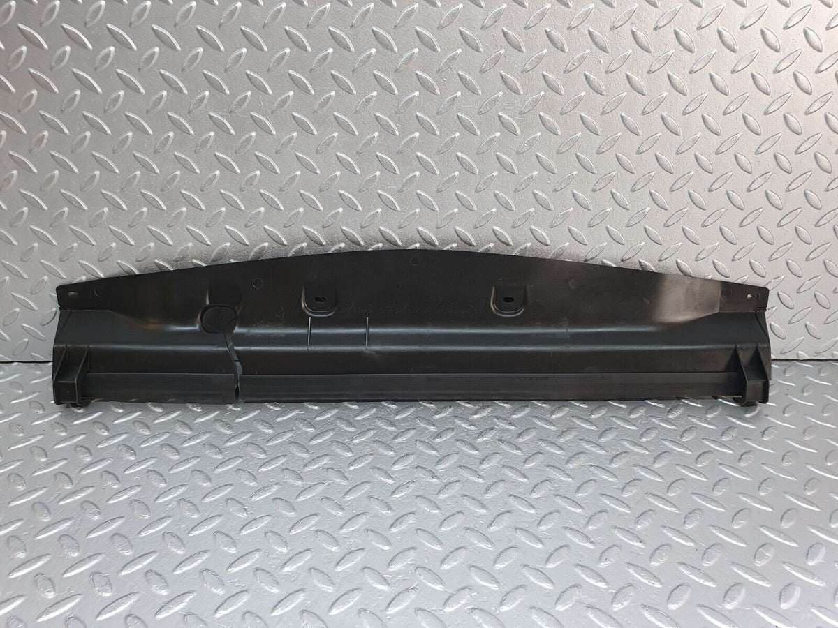 41568 Mercedes-Benz W124 200E Radiator Fan Shroud Cover Trim A1245050088