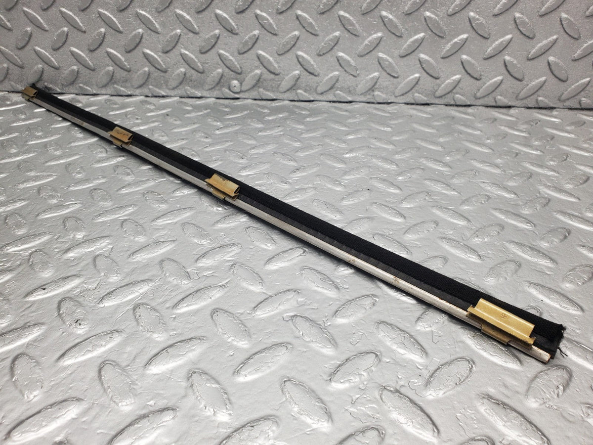 50733 Mercedes-Benz W108 280SE 3.5 Rear Left Door Window Sealing Rail Strip
