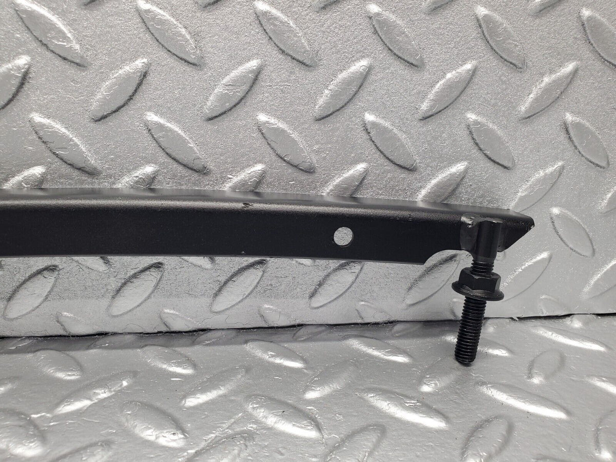 47507 Mercedes-Benz C126 500SEC Coupe Front Right Window Channel
