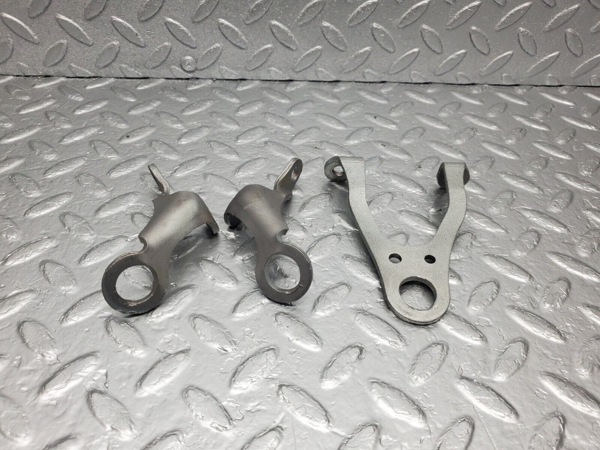 47477 Mercedes-Benz C126 500SEC Coupe Engine Lifting Eyes Hooks
