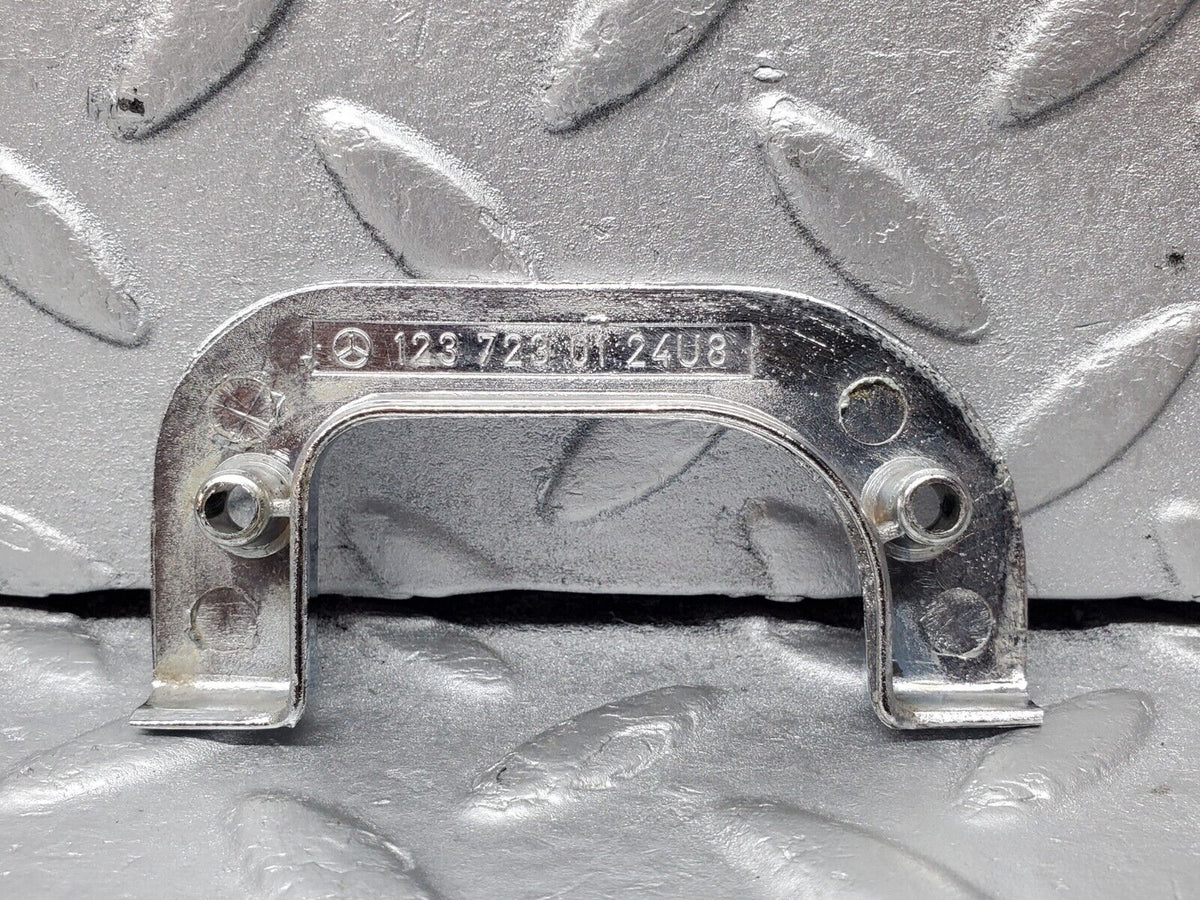 45558 Mercedes-Benz W126 420SE Interior Chrome Door Latch Trim Left A1237230124
