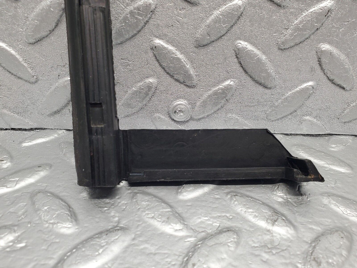 48148 Mercedes-Benz C107 R107 Front Left Rubber Window Guide A1077250125