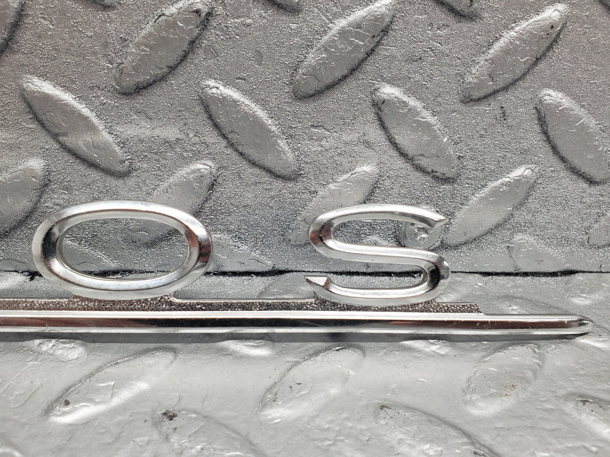 49652 Mercedes-Benz W111 250S Trunk Badge Emblem