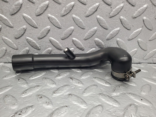 51015 Mercedes-Benz R107 380SL Crankcase Breather Hose A1160940791