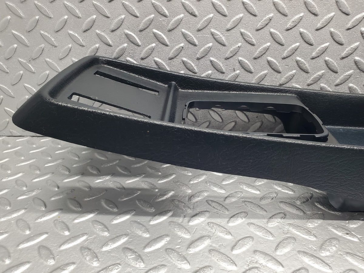50617 Mercedes-Benz W108 280SE 3.5 Centre Console Tray Blue A1088410574