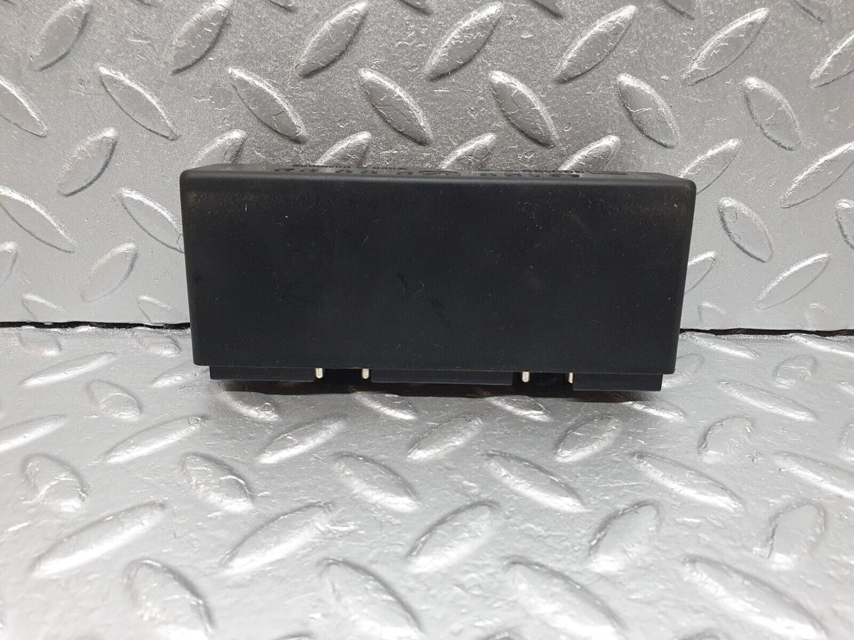 41640 Mercedes-Benz W124 200E Light Control Relay A1265420032