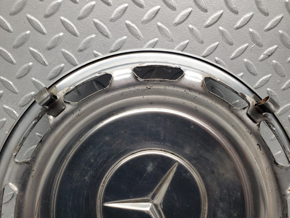 50851 Mercedes-Benz W108 280SE 3.5 Wheel Trim Hub Cap 14"