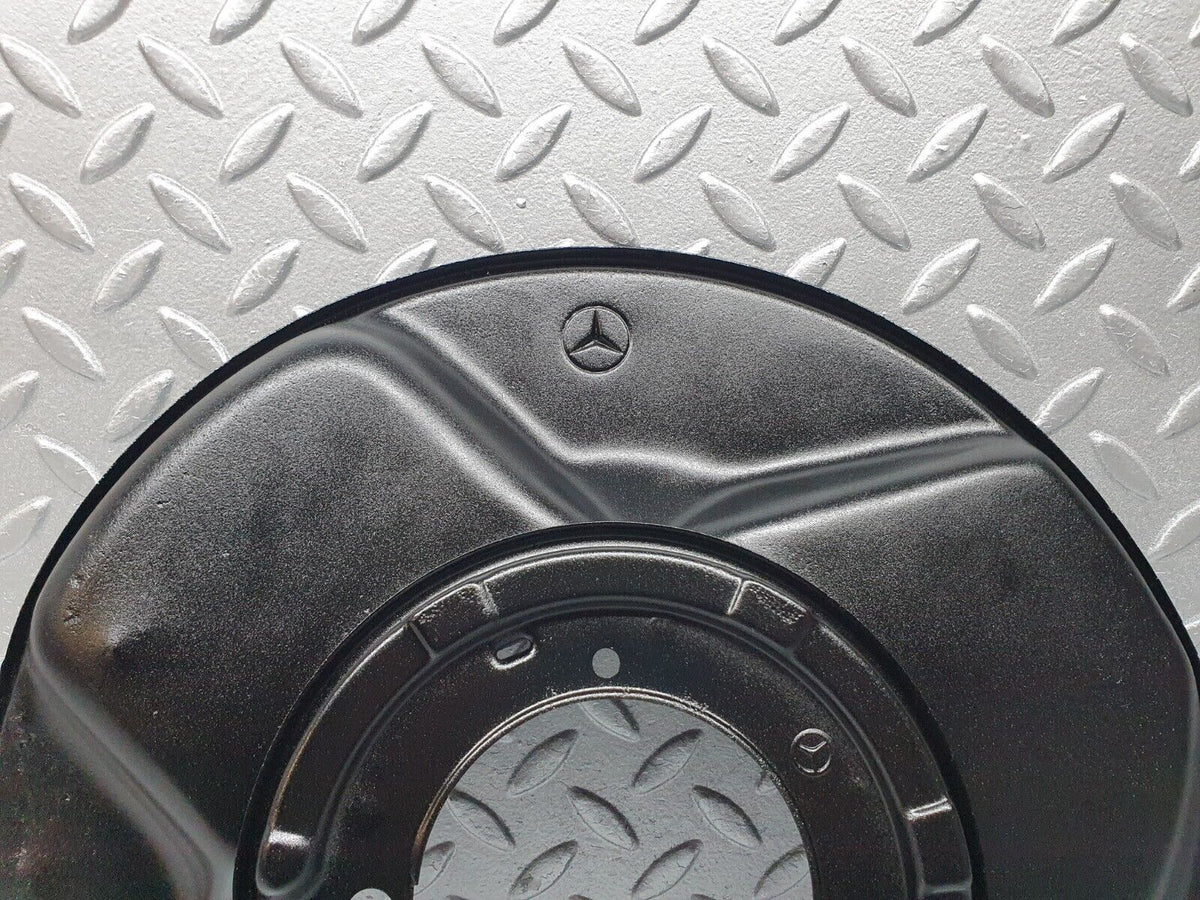 40717 Mercedes-Benz W123 300D Rear Left Brake Disc Protection Plate