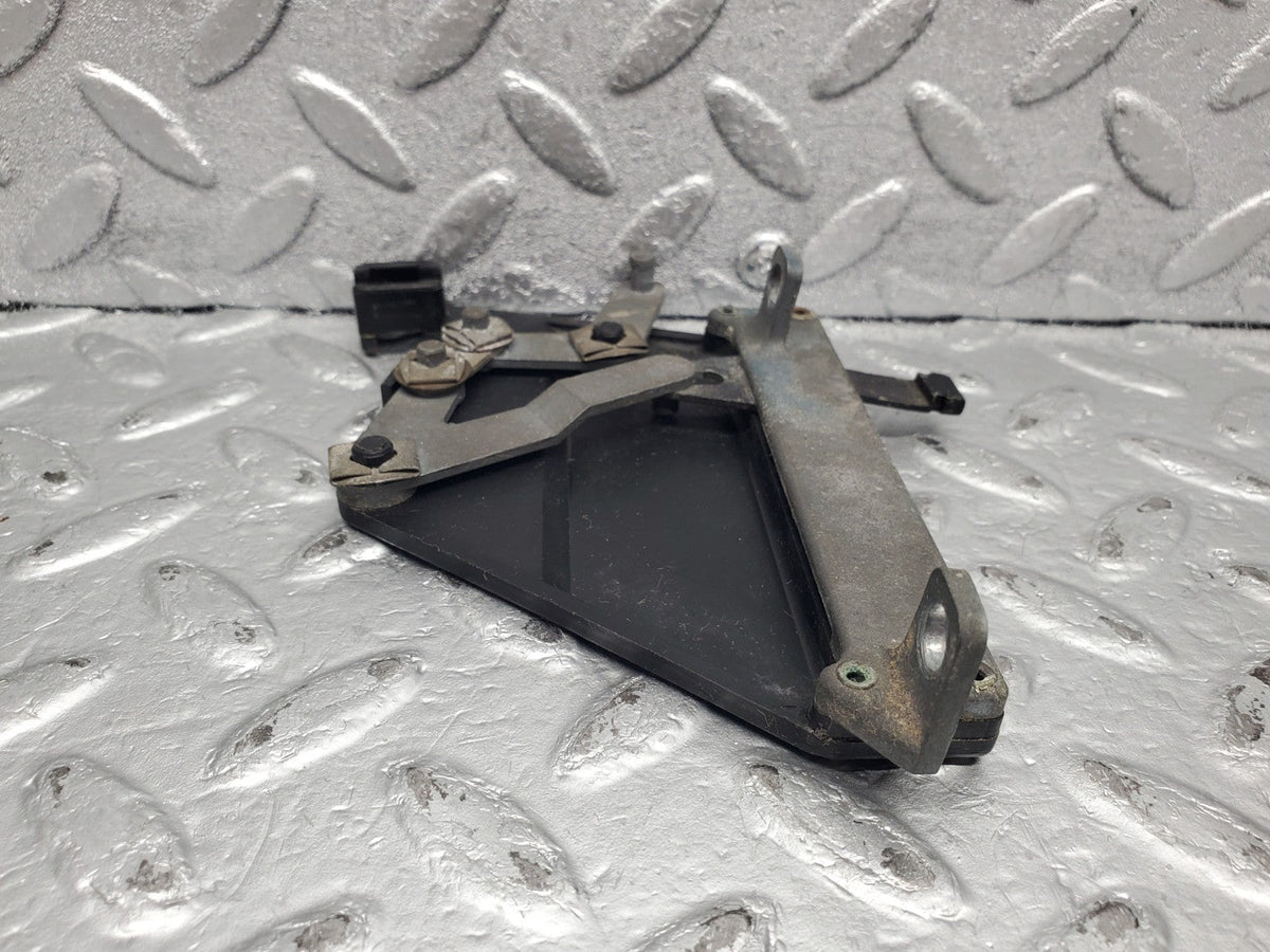 51357 Mercedes-Benz C107 R107 Air Vent Control Lever Right A1078300485
