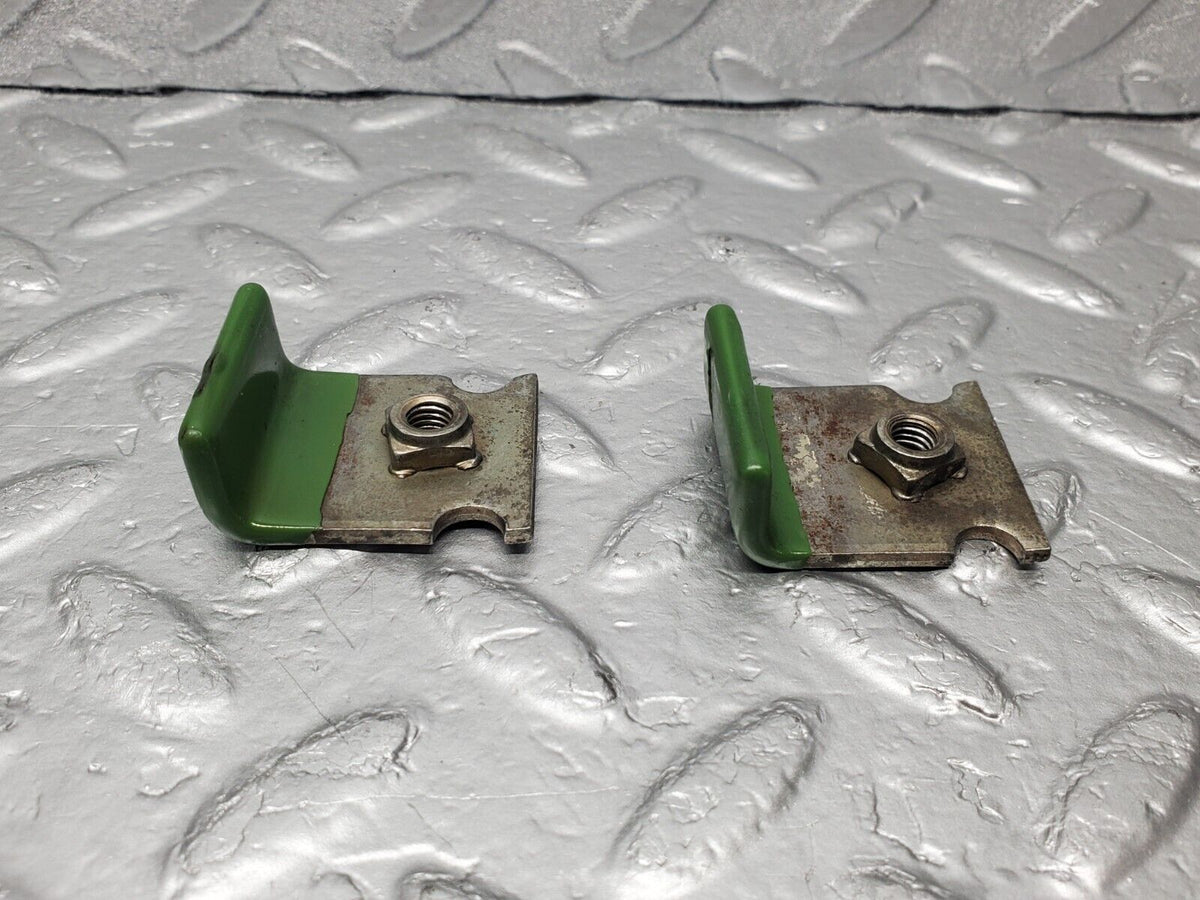 48192 Mercedes-Benz C107 R107 Window Stop Plate 2x