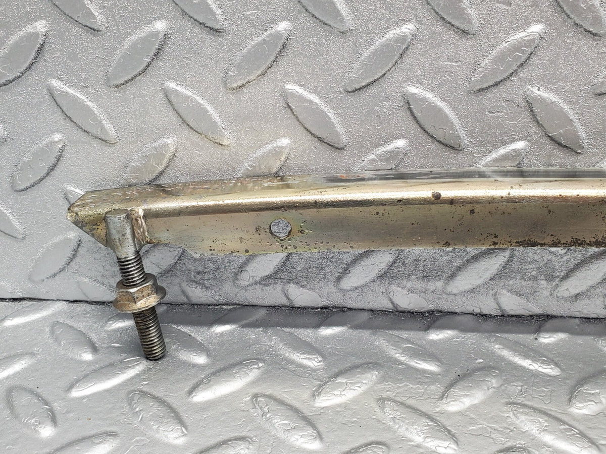 48324 Mercedes-Benz C126 Coupe Left Door Window Channel