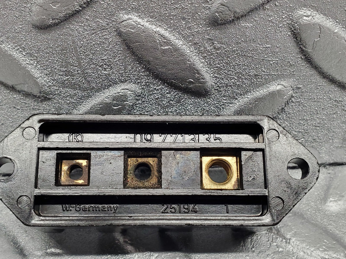 49686 Mercedes-Benz R107 380SL Cable Wire Connector 09771335