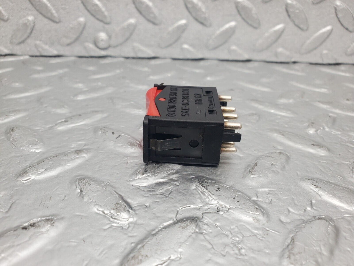 47372 Mercedes-Benz C126 500SEC Coupe Hazard Warning Light Switch A0008209010
