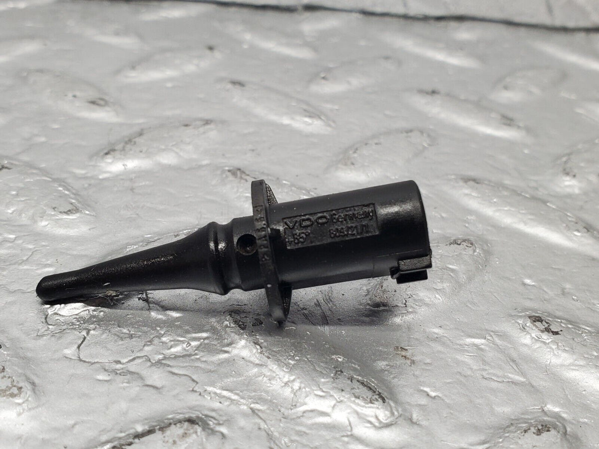 47029 Mercedes-Benz R129 320SL Coupe Air Temperature Sensor VDO A0005428418