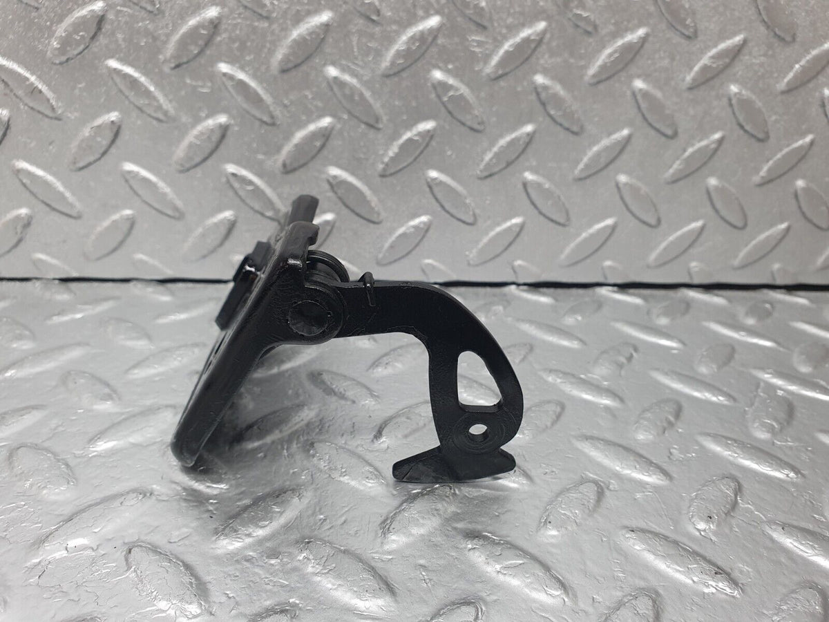 44069 Mercedes-Benz C123 230CE Coupe Bonnet Safety Latch