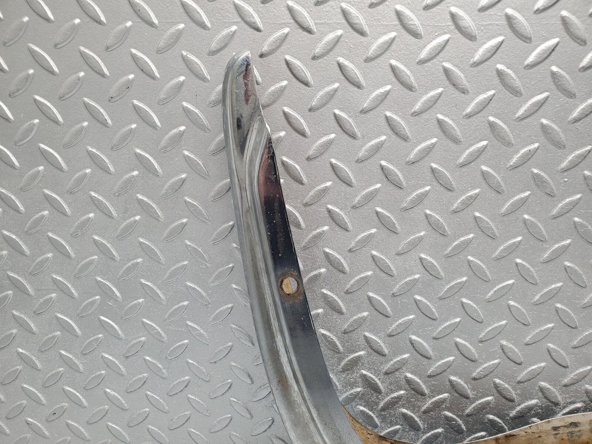 48580 Mercedes-Benz W108 Front Left Upper Bumper Chrome