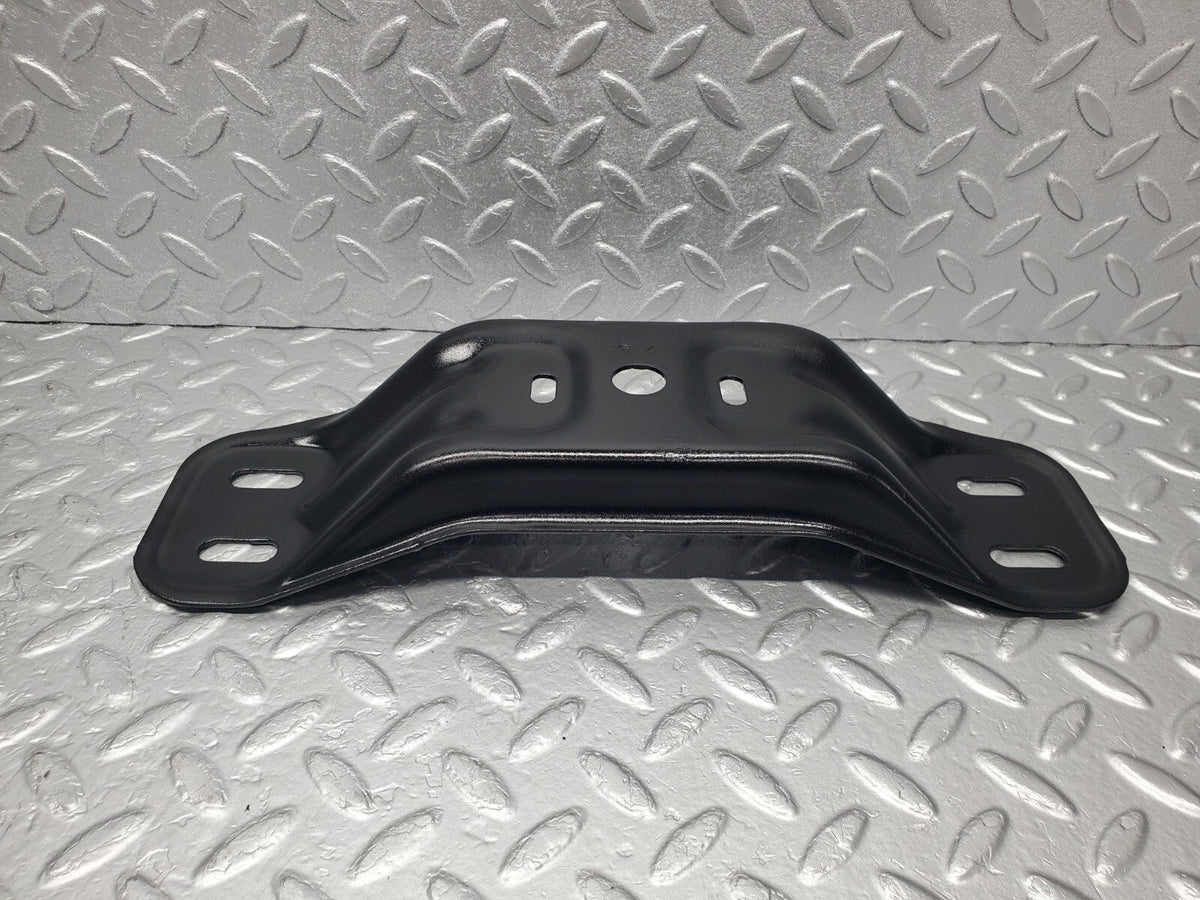 48973 Mercedes-Benz A124 320E Cabriolet Gearbox Mount Bracket