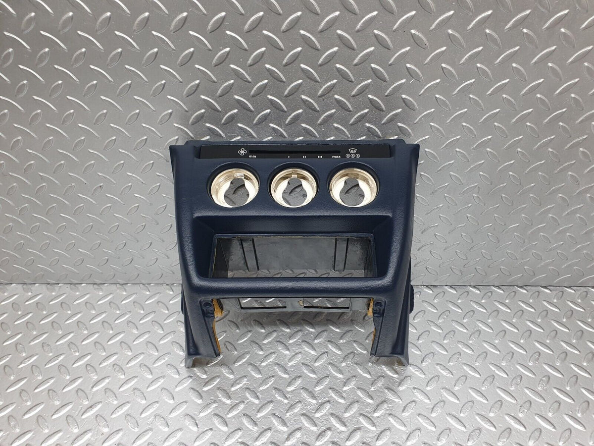 42649 Mercedes-Benz W201 190 2.0L Centre Console Heater Control Panel Blue A2016830275