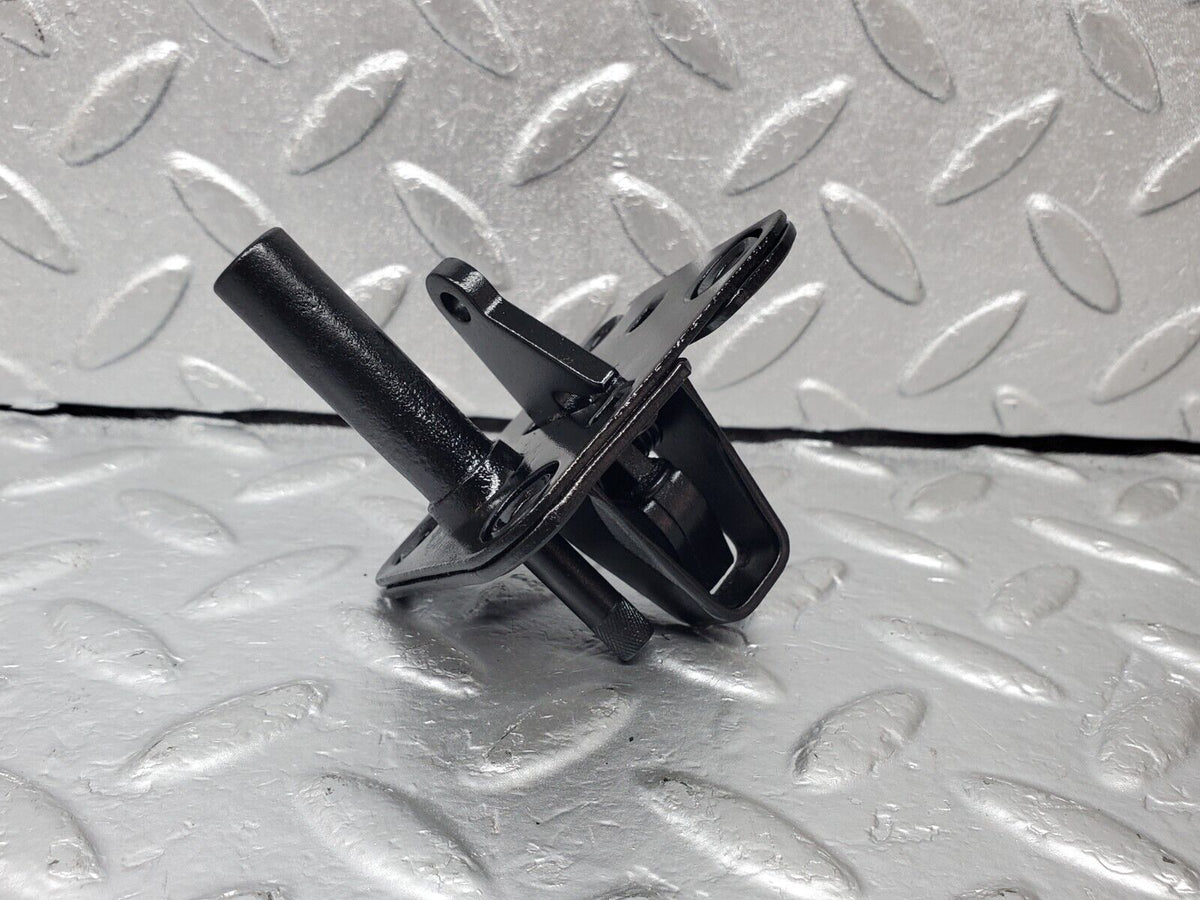 44496 Mercedes-Benz W123 280E Bonnet Lock Latch