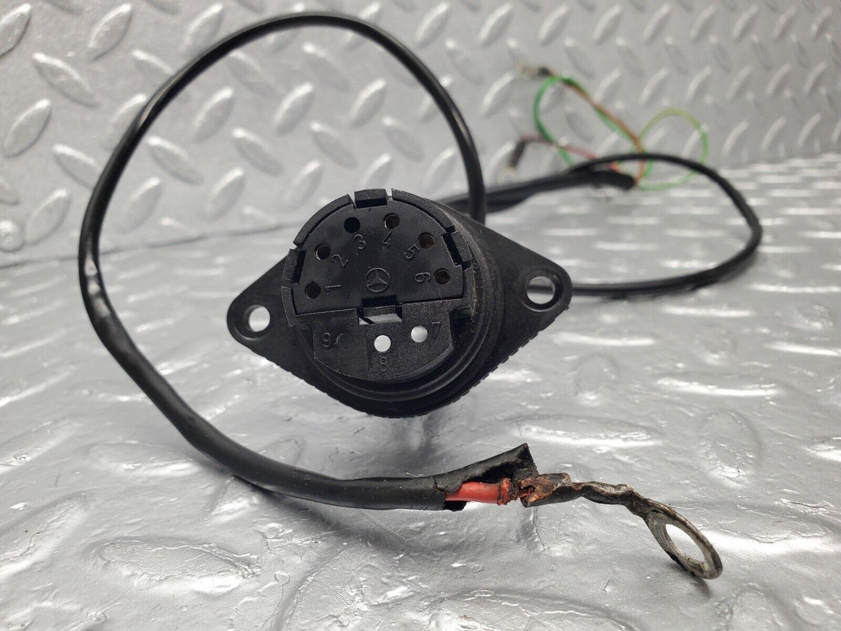 46397 Mercedes-Benz C123 280CE Coupe Diagnostic Connector A1235450026 A1235450003