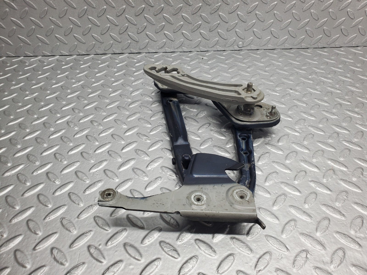 49285 Mercedes-Benz A124 320E Cabriolet Bonnet Hinge Right Side A1298870274
