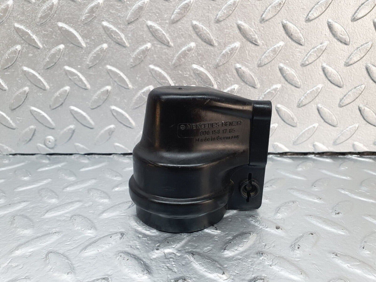 42887 Mercedes-Benz W201 190 2.0L Ignition Coil Protective Cap A0001581785